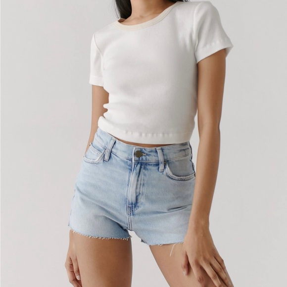 NWT BDG Girlfriend short from UO - Picture 2 of 8